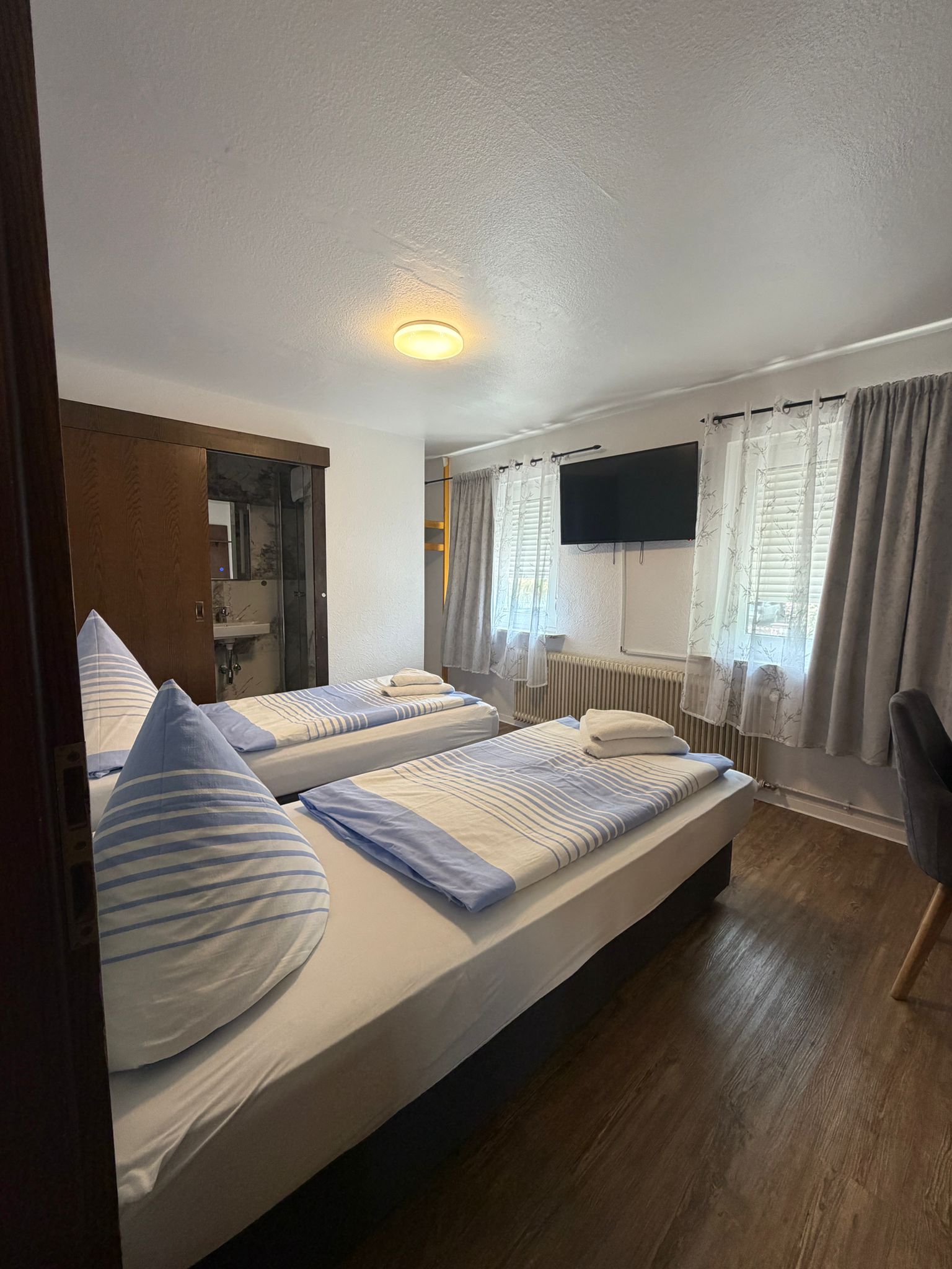 Hotel, Hotelzimmer Dietzenbach 5